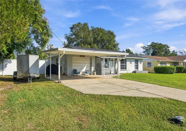 Photo 2 of Single family home for sale at 21485 SW Raintree St, Dunnellon, FL 34431 | MLS# OM734840 | Listing updated on 2026-10-30