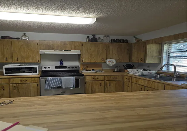 Photo 3 of Single family home for sale at 2200 140th Avenue, Ocala, FL 34481 | MLS# OM734841 | Listing updated on 2026-10-28