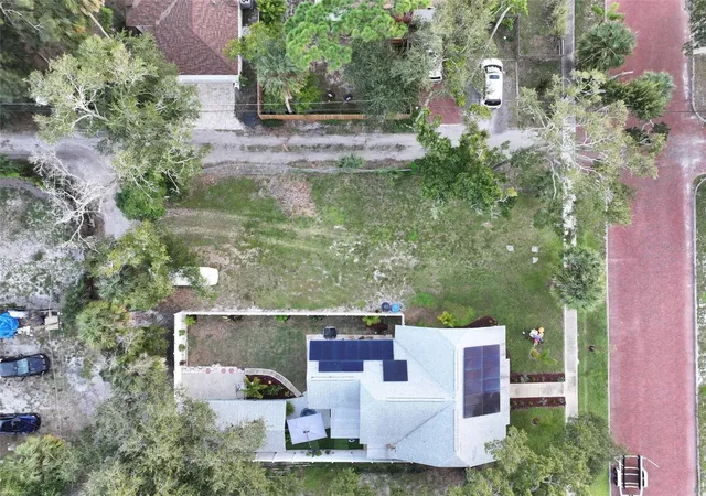 Photo 4 of Land for sale at 8th Street S, Saint Petersburg, FL 33705 | MLS# TB8562350 | Listing updated on 2026-10-30