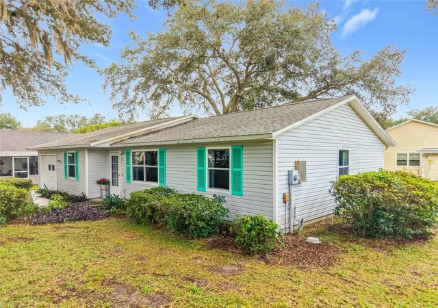 Photo 2 of Single family home for sale at 1038 Scotch Pine Ct, Leesburg, FL 34788 | MLS# O6453391 | Listing updated on 2026-10-29
