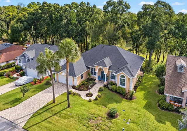 Single family home for sale at 9147 SW 193rd Circle, DUNNELLON, FL 34432 | MLS# OM734844