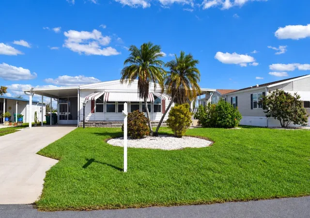 Manufactured home for sale at 2820 Waxwing Ln, ENGLEWOOD, FL 34224 | MLS# N6146376