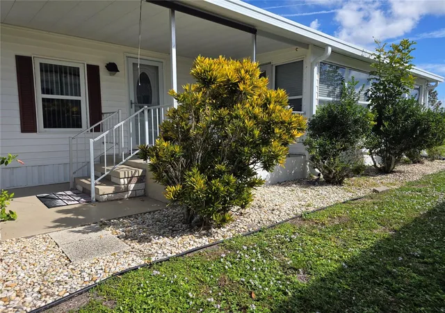 Photo 4 of Manufactured home for sale at 2820 Waxwing Ln, Englewood, FL 34224 | MLS# N6146376 | Listing updated on 2026-10-30