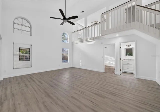 Photo 4 of Single family home for sale at 3828 Guildford Ct, Orlando, FL 32817 | MLS# O6453407 | Listing updated on 2026-10-29