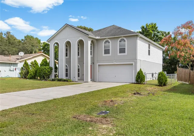Photo 4 of Single family home for sale at 2085 Oldham Ave, Deltona, FL 32725 | MLS# O6453416 | Listing updated on 2026-10-29