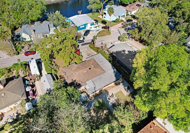 Photo 2 of Single family home for sale at 6703 N River Blvd, Tampa, FL 33604 | MLS# TB8562386 | Listing updated on 2026-10-30