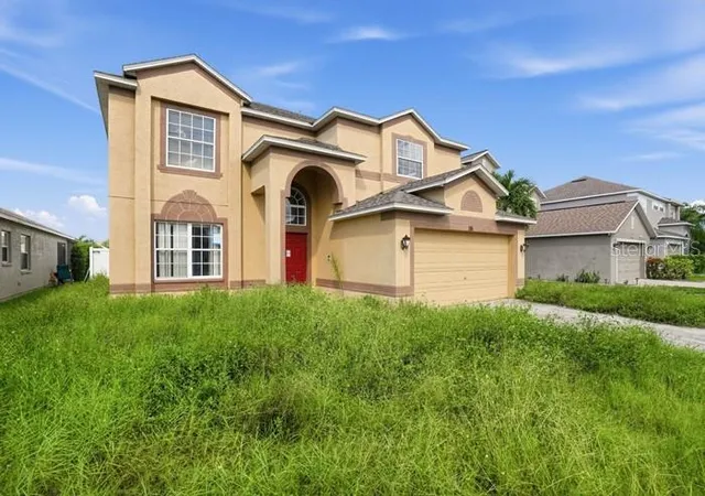 Photo 1 of Single family home for sale at 116 Smokey Hl Ave, Ruskin, FL 33570 | MLS# O6453421 | Listing updated on 2026-10-29