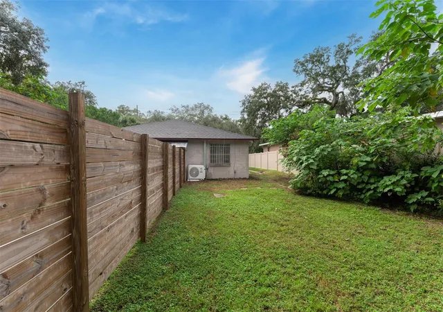 Photo 4 of House for sale at 441 N Fern Crk Ave, Orlando, FL 32803 | MLS# O6453422 | Listing updated on 2026-10-29