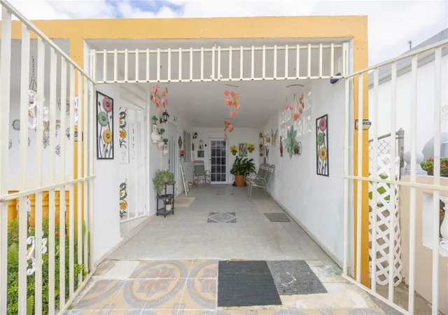Photo 2 of Single family home for sale at M2 Av Las Flores, Aibonito, PR 00705 | MLS# PR9125337 | Listing updated on 2026-10-29
