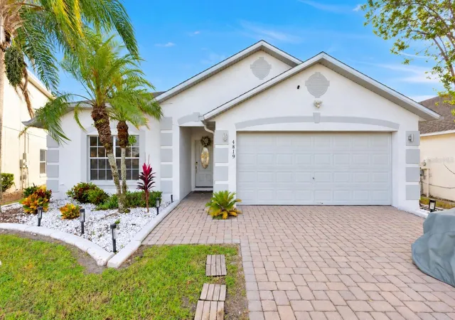 Single family home for sale at 4819 Cumbrian Lakes Dr, KISSIMMEE, FL 34746 | MLS# S5160374