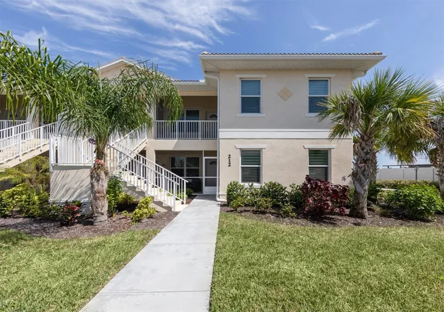 Condo for sale at 200 Gdns Edge Dr #212, VENICE, FL 34285 | MLS# A4711175