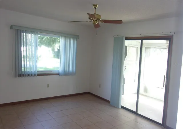 Photo 3 of Single family home for sale at 9110 SW 103rd Place, Ocala, FL 34481 | MLS# OM734851 | Listing updated on 2026-10-29