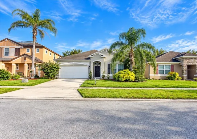 Photo 1 of Single family home for sale at 2887 Moonstone Bnd, Kissimmee, FL 34758 | MLS# S5160377 | Listing updated on 2026-10-29
