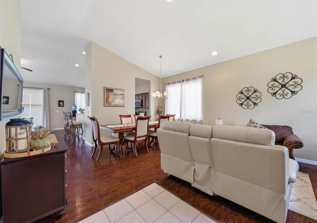 Photo 4 of Single family home for sale at 11323 Brg Pine Dr, Riverview, FL 33569 | MLS# TB8562417 | Listing updated on 2026-10-30