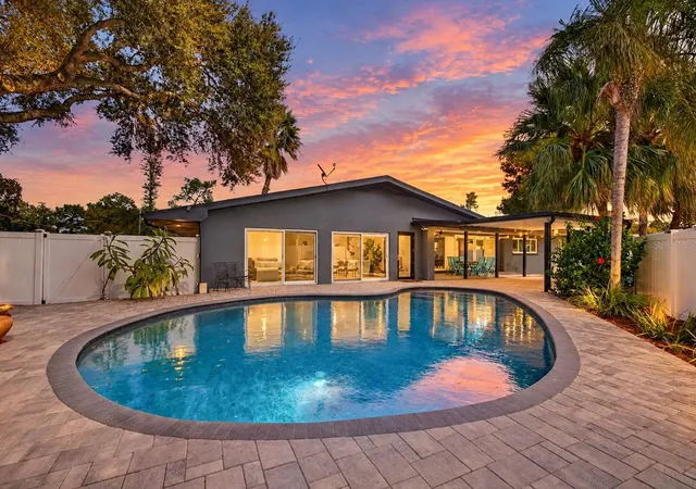 Photo 1 of Single family home for sale at 628 64th Street N, Saint Petersburg, FL 33710 | MLS# TB8562423 | Listing updated on 2026-10-30