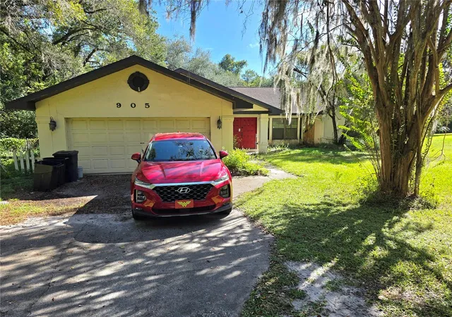 Single family home for sale at 905 S Mildred Ave, BROOKSVILLE, FL 34601 | MLS# W7890711