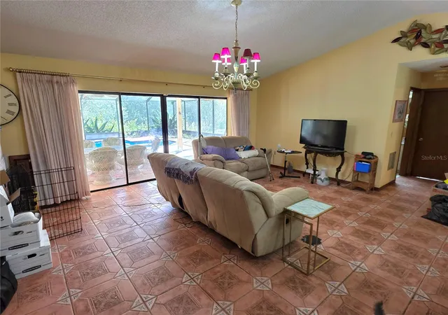 Photo 4 of Single family home for sale at 905 S Mildred Ave, Brooksville, FL 34601 | MLS# W7890711 | Listing updated on 2026-10-29