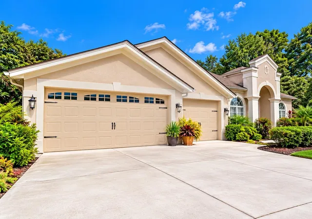 Photo 1 of Single family home for sale at 15306 Hidden Arbor Ct, Odessa, FL 33556 | MLS# TB8562434 | Listing updated on 2026-10-30