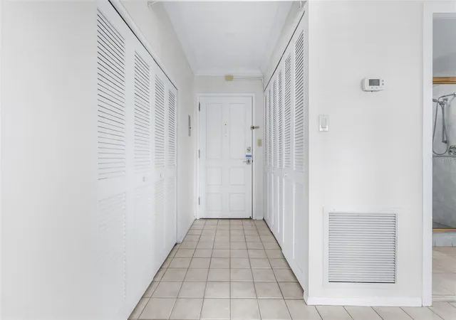 Photo 3 of Condo for sale at 2401 Bayshore Blvd #310, Tampa, FL 33629 | MLS# TB8562435 | Listing updated on 2026-10-29