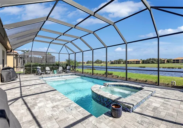 Photo 2 of Single family home for sale at 6832 Wild Lake Ter, Bradenton, FL 34212 | MLS# A4711187 | Listing updated on 2026-10-29