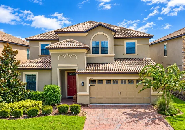 Single family home for sale at 1520 Moon Valley Dr, DAVENPORT, FL 33896 | MLS# O6453459