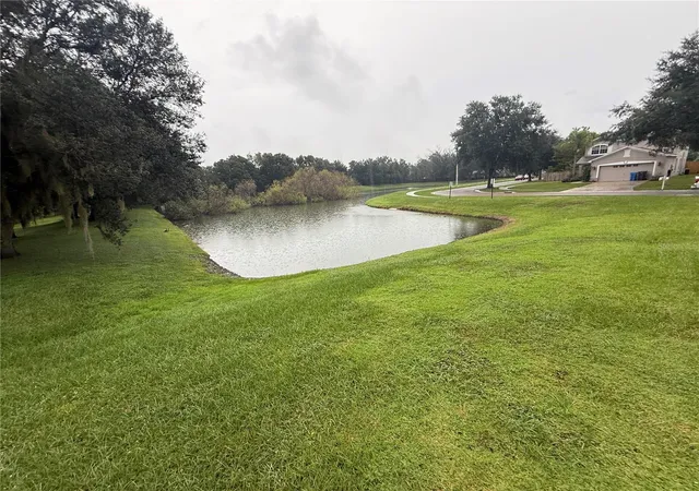 Photo 2 of Single family home for sale at 1534 Marsh Wood Dr, Seffner, FL 33584 | MLS# TB8562457 | Listing updated on 2026-10-29
