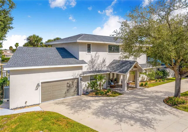 Photo 2 of Single family home for sale at 1825 Venetian Point Dr, Clearwater, FL 33755 | MLS# TB8562462 | Listing updated on 2026-10-29
