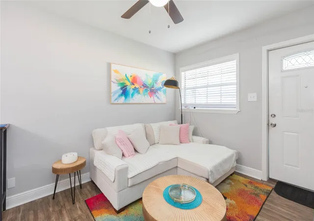 Photo 4 of House for sale at 2524 W Carmen St #2526, Tampa, FL 33609 | MLS# TB8562463 | Listing updated on 2026-10-31