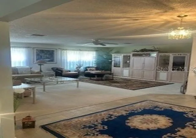 Photo 4 of Single family home for sale at 2828 Bellwood Dr, Brandon, FL 33511 | MLS# TB8562468 | Listing updated on 2026-10-31