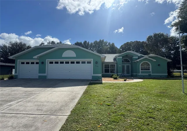 Single family home for sale at 6104 W Wayward Wind Loop, HOMOSASSA, FL 34448 | MLS# O6453472