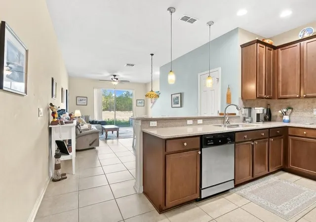 Photo 3 of Condo for sale at 8214 Serenity Spring Dr #2405, Windermere, FL 34786 | MLS# O6453473 | Listing updated on 2026-10-29