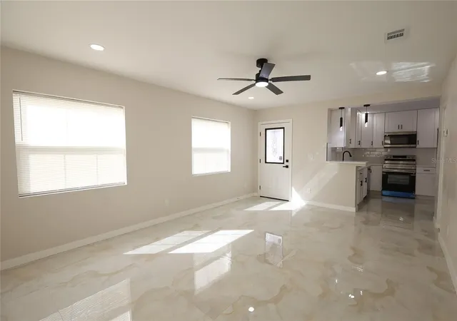 Photo 3 of Single family home for sale at 600 N Eastside Dr, Lakeland, FL 33801 | MLS# TB8562475 | Listing updated on 2026-10-29