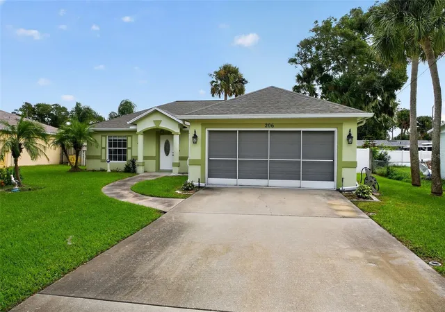 Single family home for sale at 206 Hernandez Ave, ORMOND BEACH, FL 32174 | MLS# FC322423