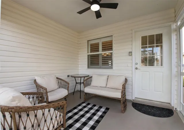 Photo 4 of House for sale at 16940 SE 81st Ellerslie Ct, The Villages, FL 32162 | MLS# G5119579 | Listing updated on 2026-10-30