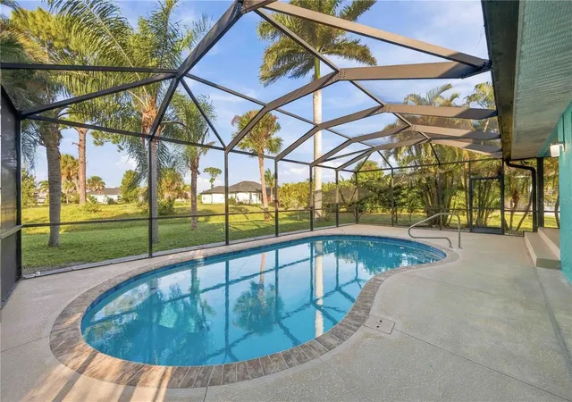 Photo 3 of Single family home for sale at 110 Crevalle Rd, Rotonda West, FL 33947 | MLS# D6149412 | Listing updated on 2026-10-29