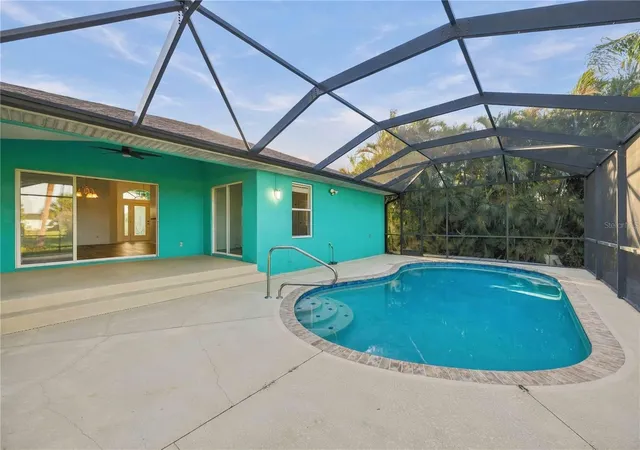 Photo 4 of Single family home for sale at 110 Crevalle Rd, Rotonda West, FL 33947 | MLS# D6149412 | Listing updated on 2026-10-29