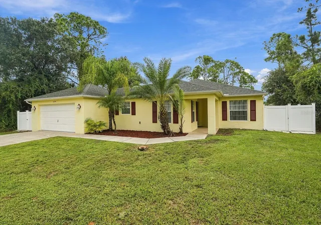 Photo 3 of Single family home for sale at 6484 Lapidus Rd, North Port, FL 34291 | MLS# A4711197 | Listing updated on 2026-10-29