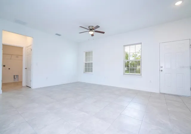 Photo 4 of Single family home for sale at 16601 SW 23rd Avenue Rd, Ocala, FL 34473 | MLS# O6453486 | Listing updated on 2026-10-29