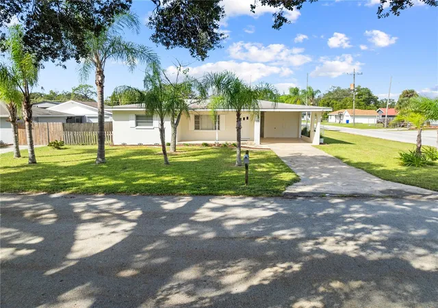 Single family home for sale at 1400 Carolina Ave, Saint Cloud, FL 34769 | MLS# S5160391