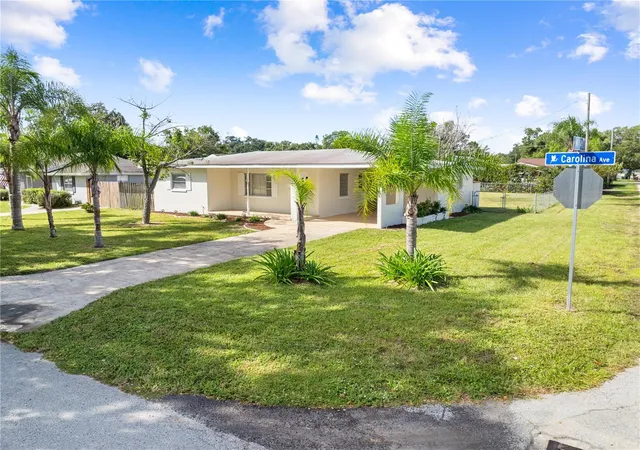 Photo 3 of Single family home for sale at 1400 Carolina Ave, Saint Cloud, FL 34769 | MLS# S5160391 | Listing updated on 2026-10-29