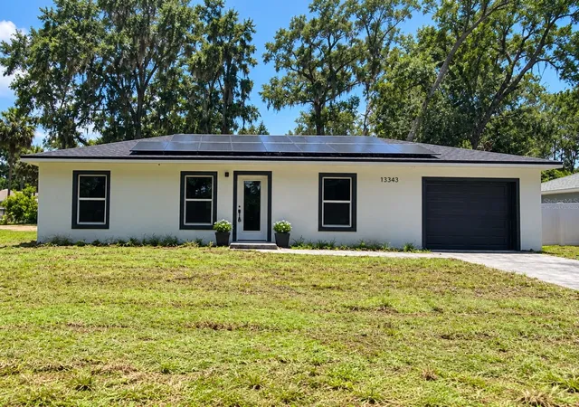Single family home for sale at 13343 SE 38th Court, BELLEVIEW, FL 34420 | MLS# S5160393