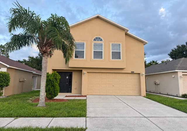 Single family home for sale at 30500 Birdhouse Dr, WESLEY CHAPEL, FL 33545 | MLS# O6453501