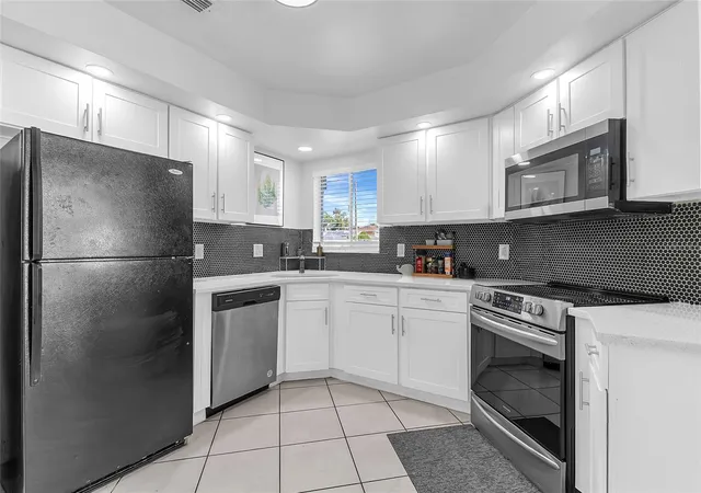 Photo 3 of Single family home for sale at 1551 Avleigh Cir, Orlando, FL 32824 | MLS# O6453503 | Listing updated on 2026-10-30