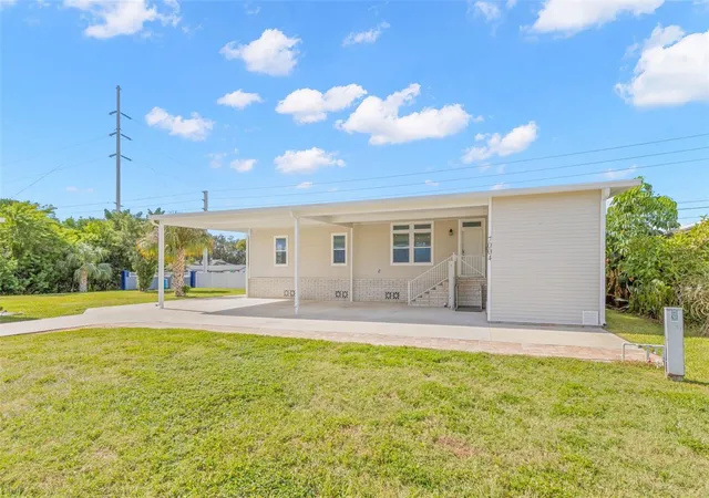 Photo 2 of Manufactured home for sale at 7004 Americana Dr NE #136, Saint Petersburg, FL 33702 | MLS# TB8562505 | Listing updated on 2026-10-29