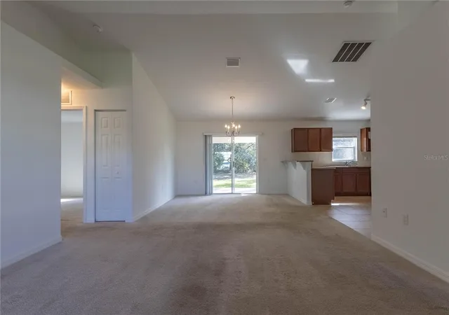 Photo 1 of Single family home for sale at 21 Whetstone Ln, Palm Coast, FL 32164 | MLS# FC322425 | Listing updated on 2026-10-28