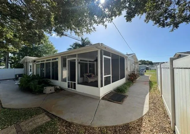 Photo 4 of Single family home for sale at 5717 15th Avenue N, Saint Petersburg, FL 33710 | MLS# TB8562510 | Listing updated on 2026-10-31