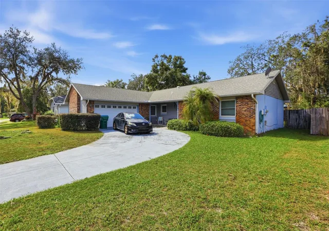 Photo 2 of Single family home for sale at 846 Benchwood Ct, Winter Springs, FL 32708 | MLS# O6453509 | Listing updated on 2026-10-29