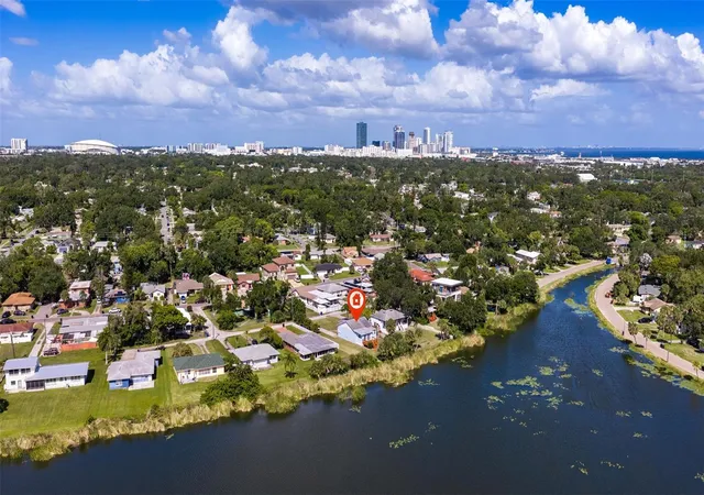 Photo 1 of Single family home for sale at 1065 28th Avenue S, Saint Petersburg, FL 33705 | MLS# TB8562528 | Listing updated on 2026-10-30