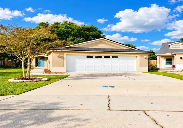 Single family home for sale at 28510 Seashell Ct, WESLEY CHAPEL, FL 33545 | MLS# TB8562531