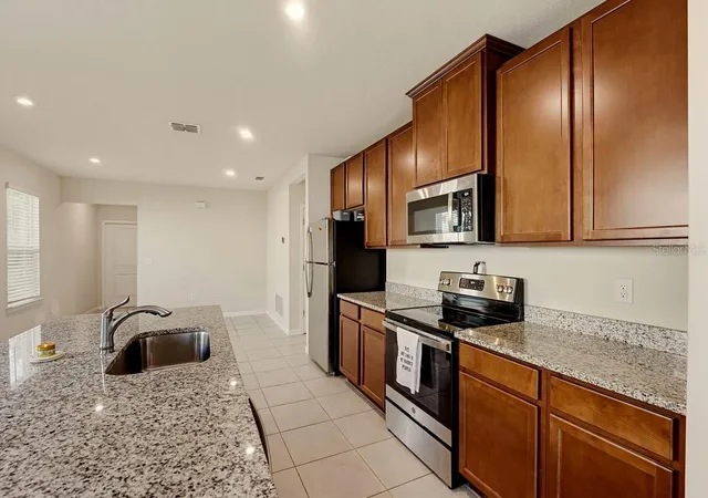 Photo 3 of Single family home for sale at 5142 Grand Teton Ct, Deland, FL 32724 | MLS# NS1089604 | Listing updated on 2026-10-29